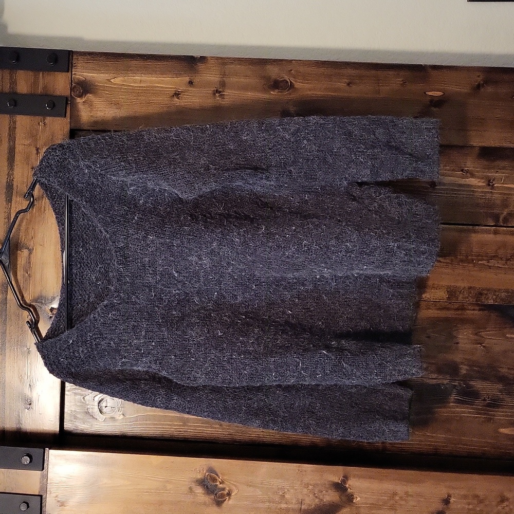 Gap Sweater